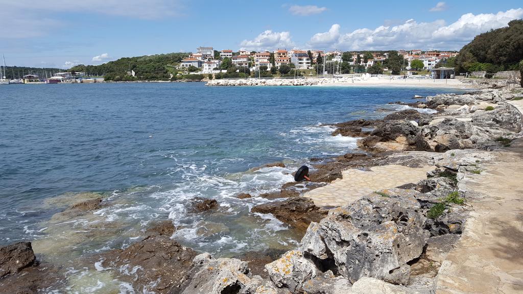 Apartments Seafront Villa Pula Zewnętrze zdjęcie